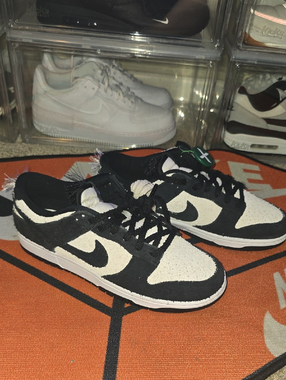 Nike Women’s Black and Cream Low-Top Sneakers